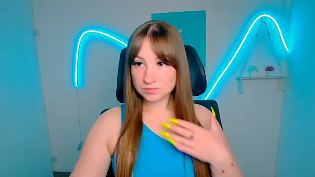 Tiffani Angel online show from May 2026 05:42:02 PM