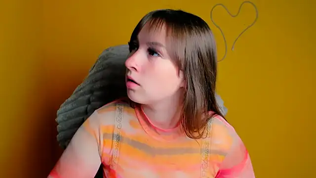 Tiffani Angel online show from June 2026 05:21:01 AM