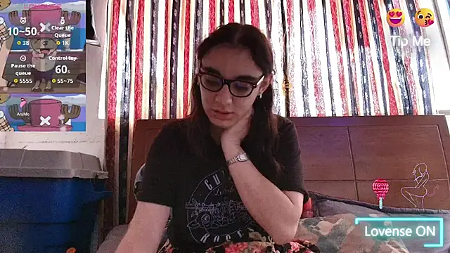 Ellaa honey online show from June 2026 01:37:01 PM
