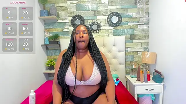 Skylernaomi online show from July 2026 02:12:01 PM