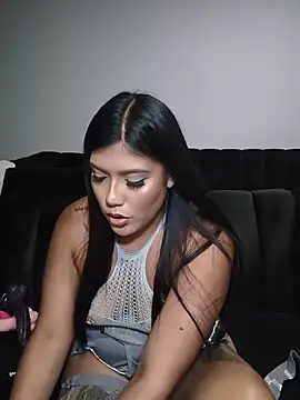 aleenavarro online show from June 2026 02:23:02 AM