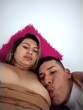 Snapshot of Esty-xxx chatting on April 2026 09:04:02 PM Esty-xxx online show from April 2026 09:04:02 PM