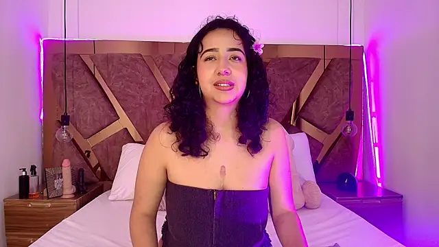 bella swwan  online show from May 2026 07:23:02 PM