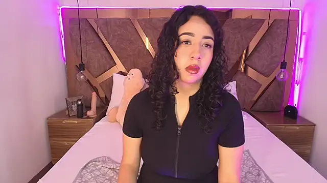 bella swwan  online show from June 2026 01:12:01 PM