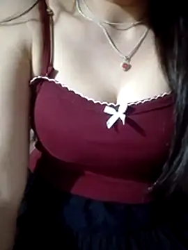 Mi-Naney online show from July 2026 06:28:01 PM