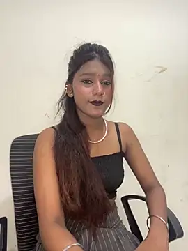Snapshot of Cutiepie- chatting on April 2026 04:52:01 PM Cutiepie- online show from April 2026 04:52:01 PM
