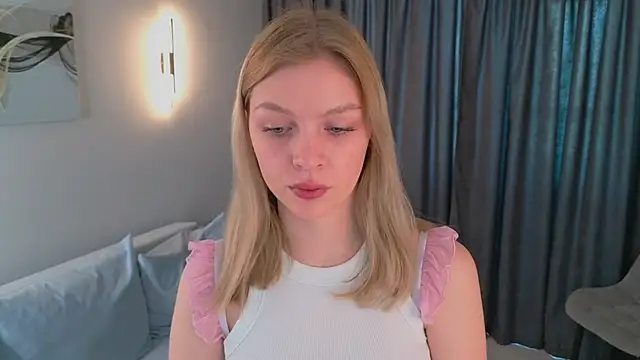 PatriciaaReed online show from April 2026 08:06:02 AM