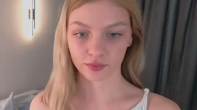 PatriciaaReed online show from April 2026 02:04:01 PM