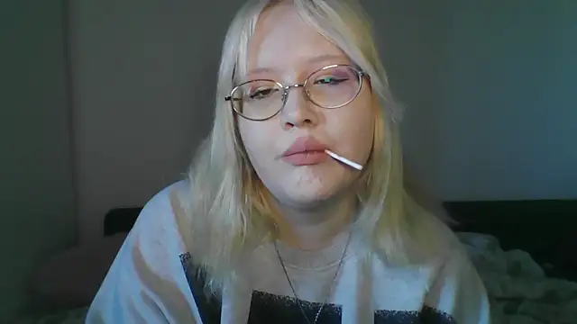 Elayne Sweet online show from April 2026 06:11:02 AM