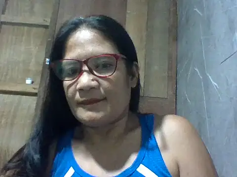 PinayZaira online show from May 2026 05:09:01 PM