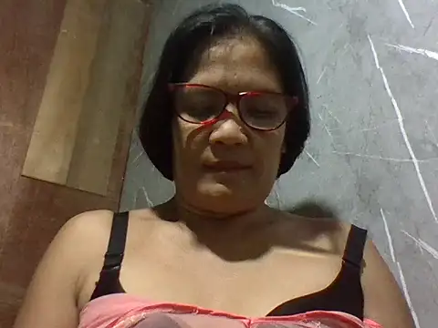 PinayZaira online show from May 2026 05:29:02 PM