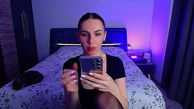 Snapshot of Sour_Berry_ chatting on April 2026 03:25:02 PM Sour Berry online show from April 2026 03:25:02 PM