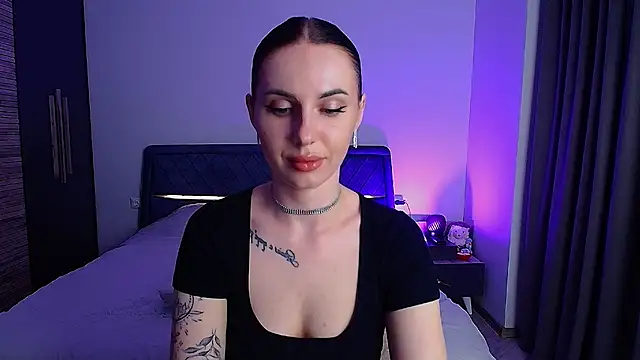 Snapshot of Sour_Berry_ chatting on April 2026 05:07:01 PM Sour Berry online show from April 2026 05:07:01 PM