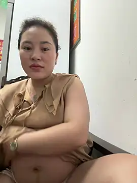 Lina-Naughty online show from May 2026 05:11:01 PM