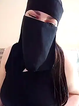 Queen Lola online show from April 2026 04:59:02 PM