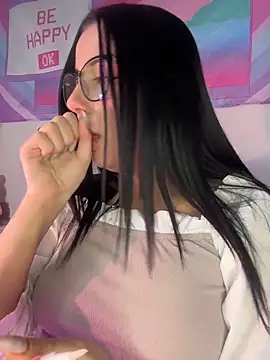 Snapshot of L0LA_XO chatting on April 2026 12:17:02 PM L0LA XO online show from April 2026 12:17:02 PM