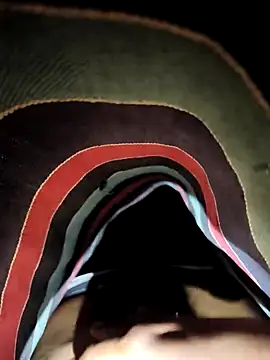 maxjohn9 online show from April 2026 11:35:01 PM