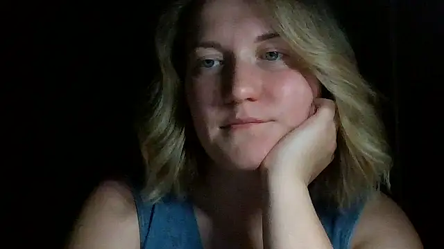 TinaKittyX online show from May 2026 08:49:02 PM