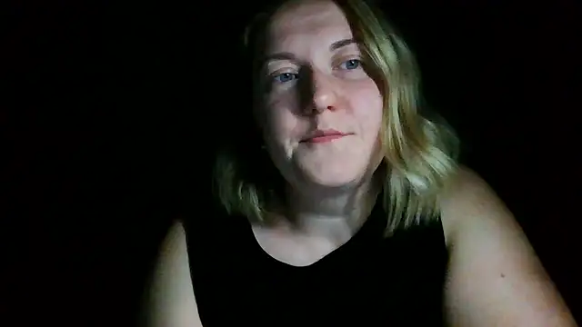 TinaKittyX online show from May 2026 09:22:02 PM
