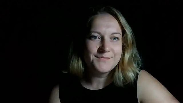 TinaKittyX online show from June 2026 08:25:02 PM