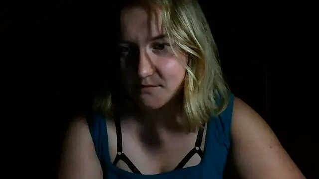 TinaKittyX online show from June 2026 09:35:02 PM