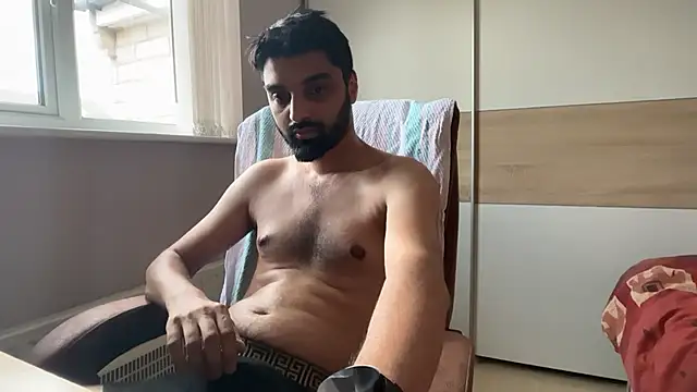 priyxh online show from May 2026 01:29:02 PM