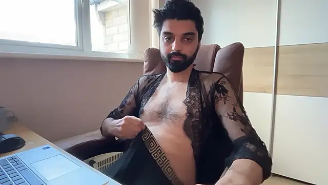 priyxh online show from July 2026 10:31:02 AM