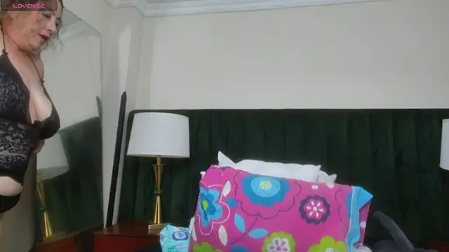 RoxanneSquirt online show from May 2026 11:56:01 PM