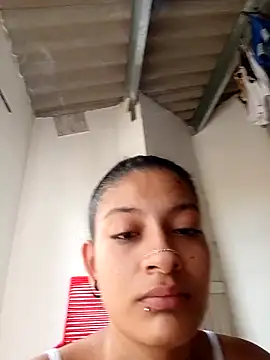 Lyra Siren online show from April 2026 04:37:02 PM