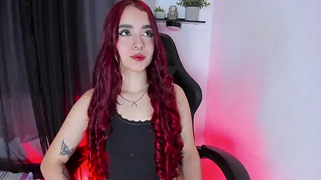 Red DollX online show from April 2026 11:39:02 PM