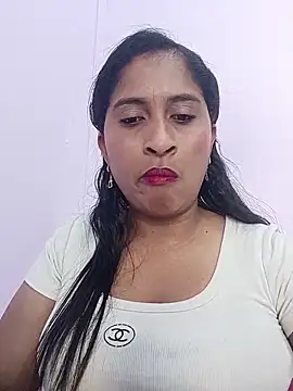SofiaMendez1  online show from May 2026 03:17:02 PM