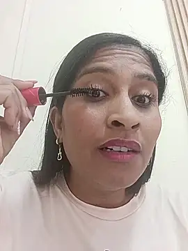 SofiaMendez1  online show from July 2026 05:37:01 PM