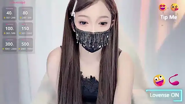 Snapshot of luckyuyu66 chatting on April 2026 06:44:02 AM luckyuyu66 online show from April 2026 06:44:02 AM