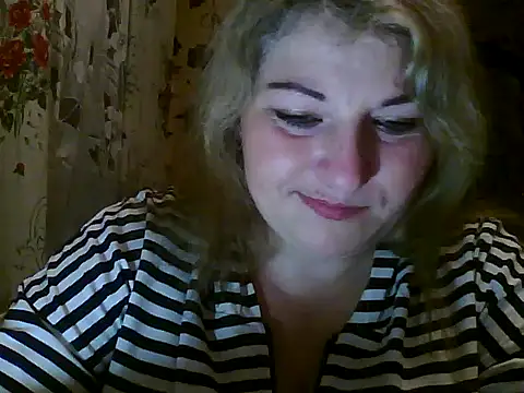 Snapshot of Xuliganka86 chatting on April 2026 06:23:02 PM Xuliganka86 online show from April 2026 06:23:02 PM