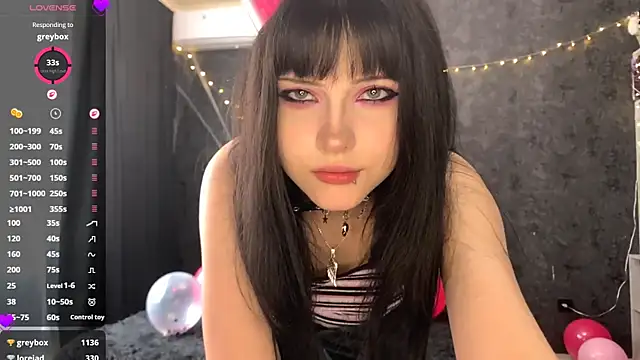 EmilyEmbears online show from May 2026 10:36:01 AM