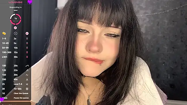 EmilyEmbears online show from May 2026 06:53:01 AM