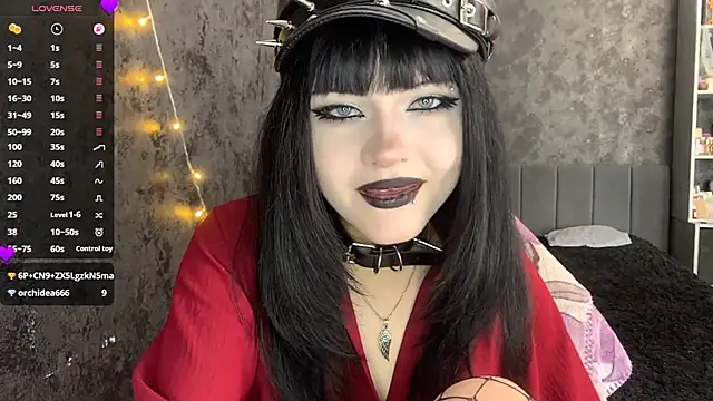 EmilyEmbears online show from June 2026 07:21:02 AM