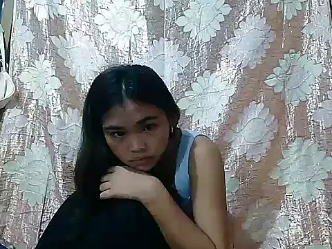 Snapshot of AsianPinay18 chatting on April 2026 09:13:01 PM AsianPinay18 online show from April 2026 09:13:01 PM