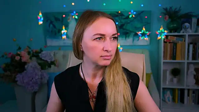 Snapshot of MiaHarrison_ chatting on April 2026 09:07:02 AM MiaHarrison online show from April 2026 09:07:02 AM