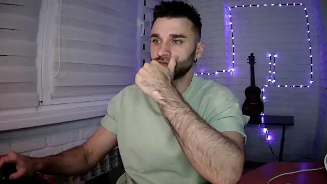 DaddySlava online show from April 2026 09:35:01 PM