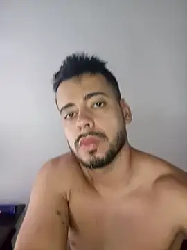 Snapshot of AidenGreyHot chatting on April 2026 10:29:01 PM AidenGreyHot online show from April 2026 10:29:01 PM