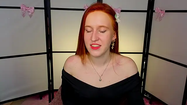 Snapshot of EvaBellea chatting on May 2026 01:49:02 PM EvaBellea online show from May 2026 01:49:02 PM