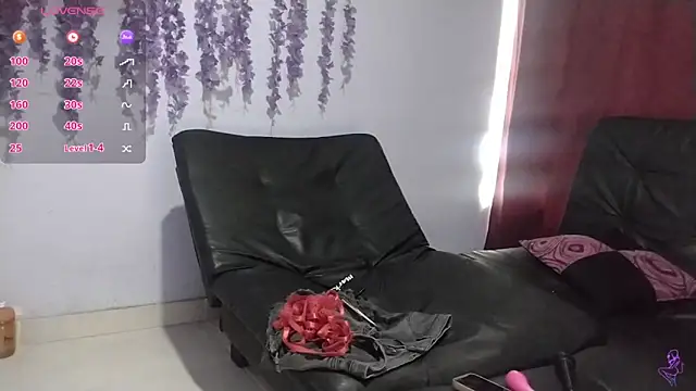 mmDanielamm online show from May 2026 01:29:02 PM