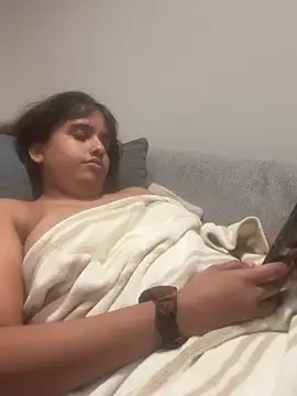 Snapshot of Geobabygirl chatting on April 2026 12:22:01 PM Geobabygirl online show from April 2026 12:22:01 PM