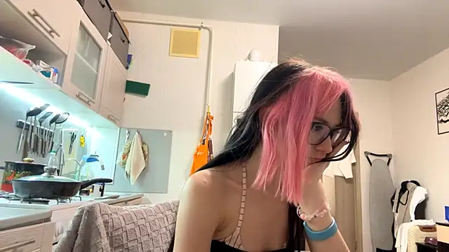 WifeAileen online show from May 2026 07:31:02 PM