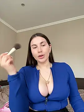 Lindasix online show from May 2026 07:25:02 AM