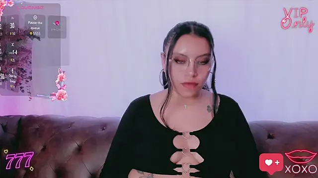 Snapshot of Nicky66_ chatting on April 2026 07:45:01 PM Nicky66 online show from April 2026 07:45:01 PM