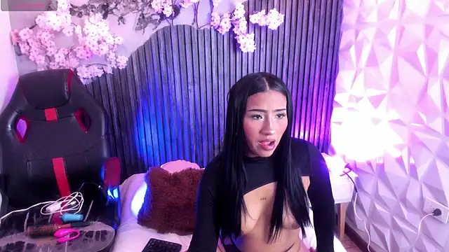 Samara pink  online show from April 2026 04:17:01 AM