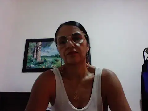 FenixPretty online show from April 2026 03:21:02 PM