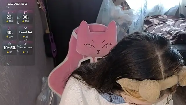 Liaa Lii online show from April 2026 10:21:01 AM